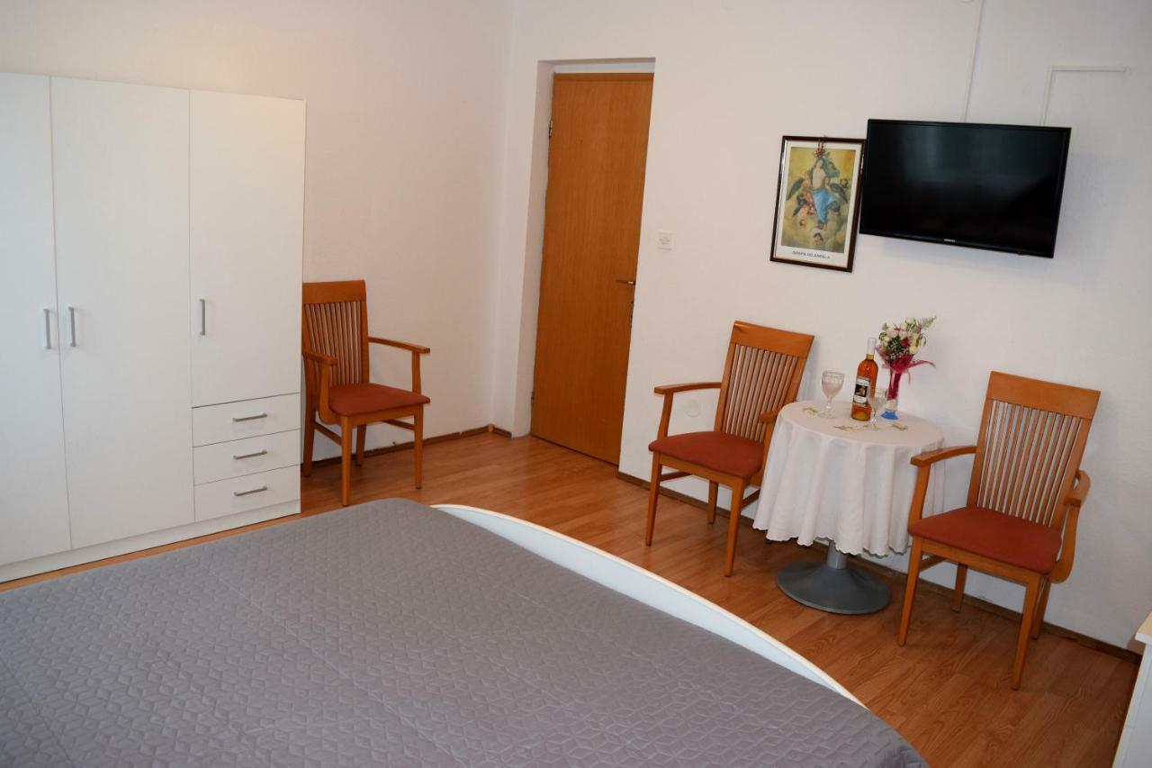 Holiday Room Macukin Brela Exteriör bild